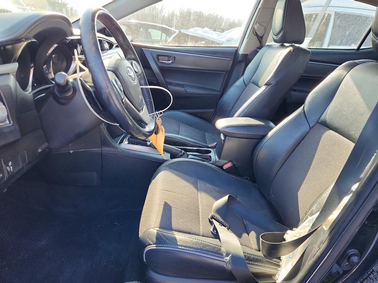 2016 TOYOTA COROLLA L photo 13