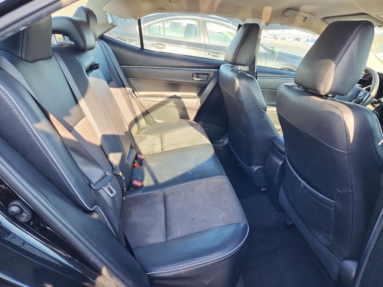 2016 TOYOTA COROLLA L photo 19