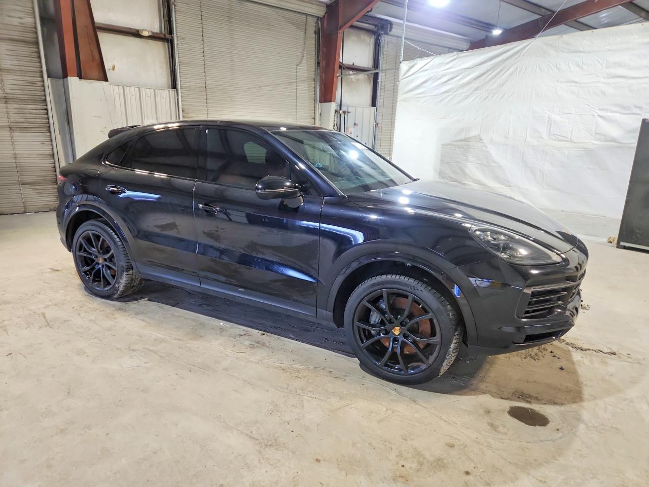 2020 PORSCHE CAYENNE S COUPE photo 4