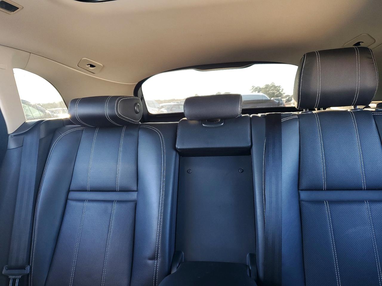 2019 LAND ROVER RANGE ROVER VELAR S photo 19