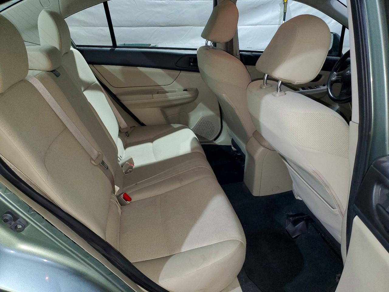 2014 SUBARU IMPREZA photo 19