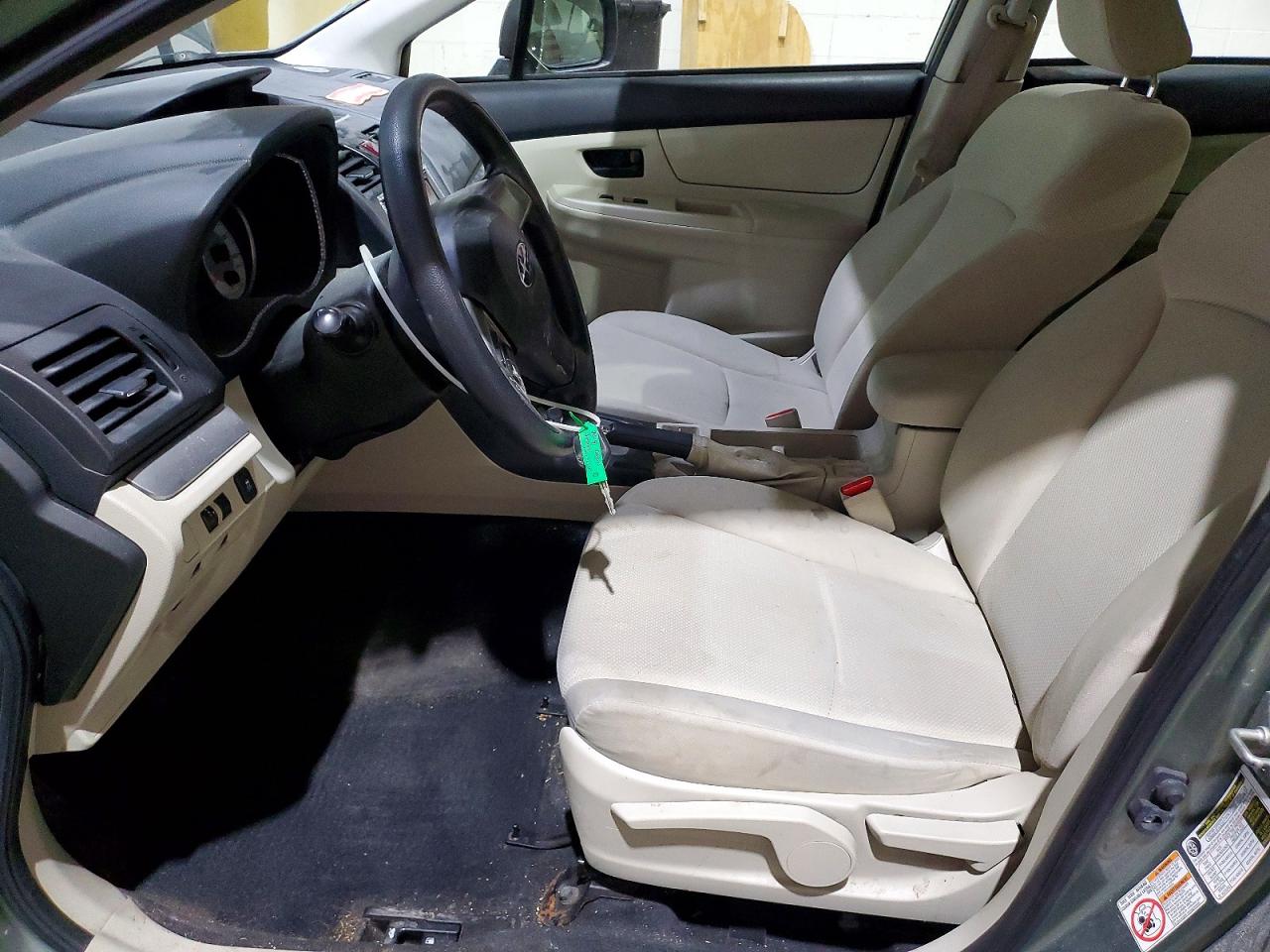 2014 SUBARU IMPREZA photo 13