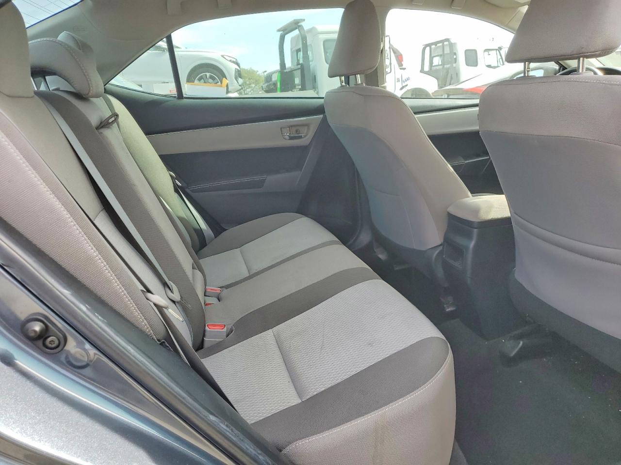 2018 TOYOTA COROLLA LE photo 19