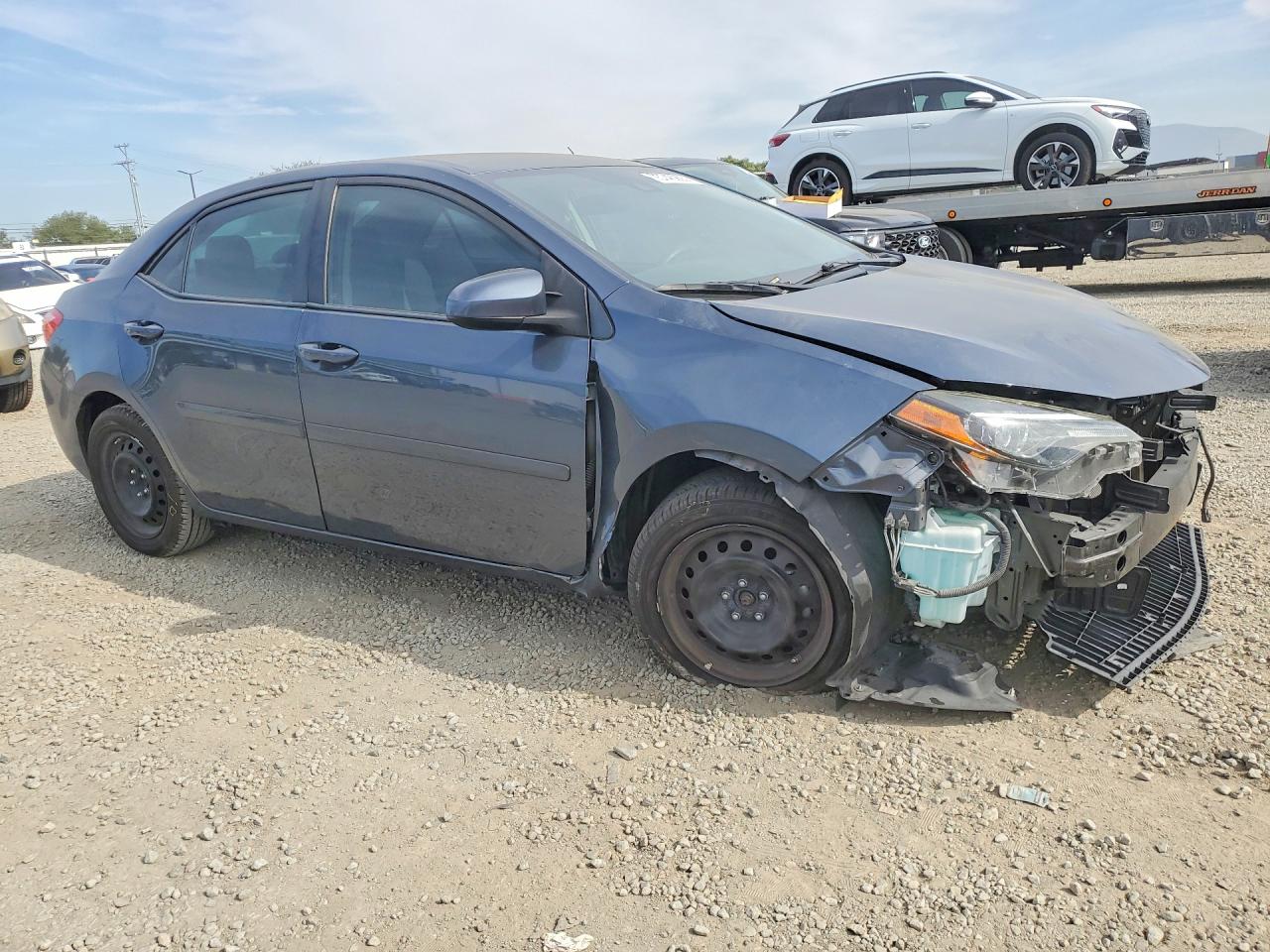 2018 TOYOTA COROLLA LE photo 7
