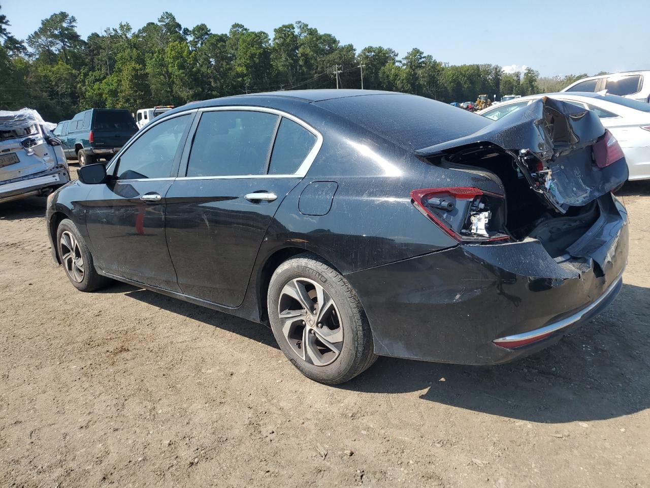2017 HONDA ACCORD LX photo 4