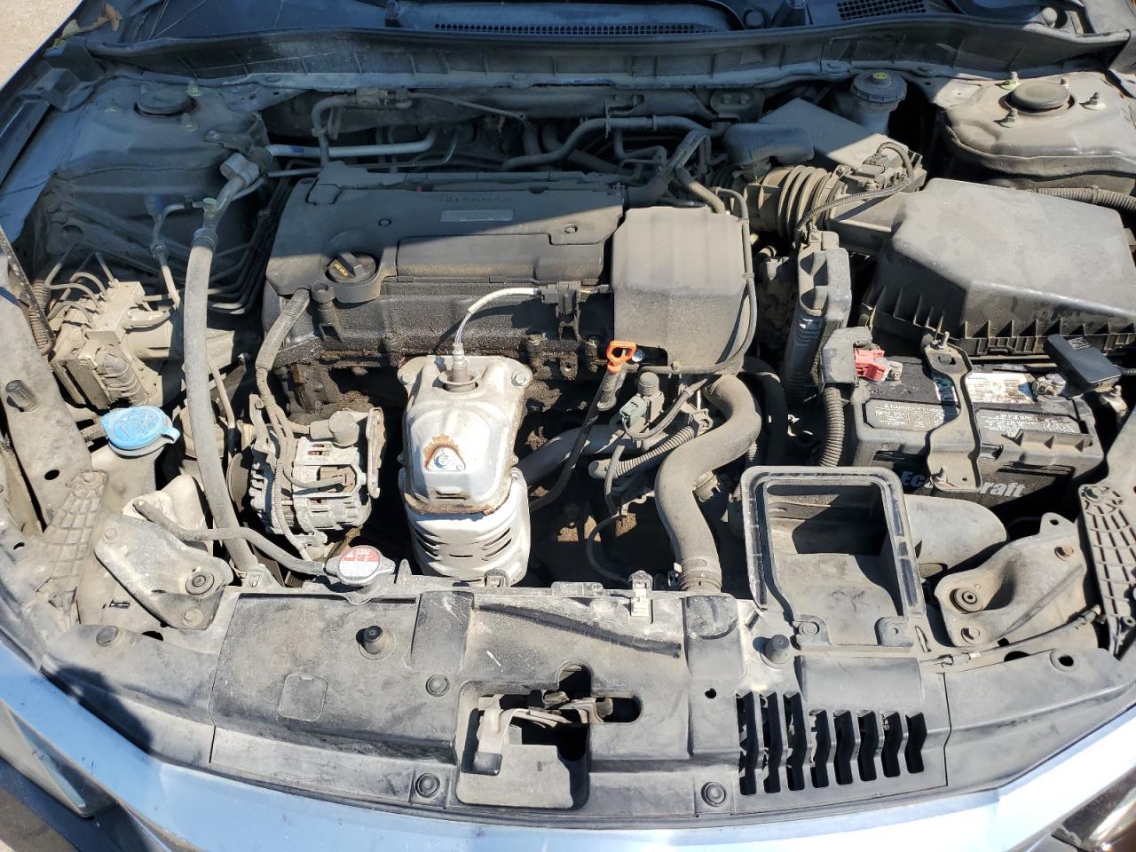 2017 HONDA ACCORD LX photo 31