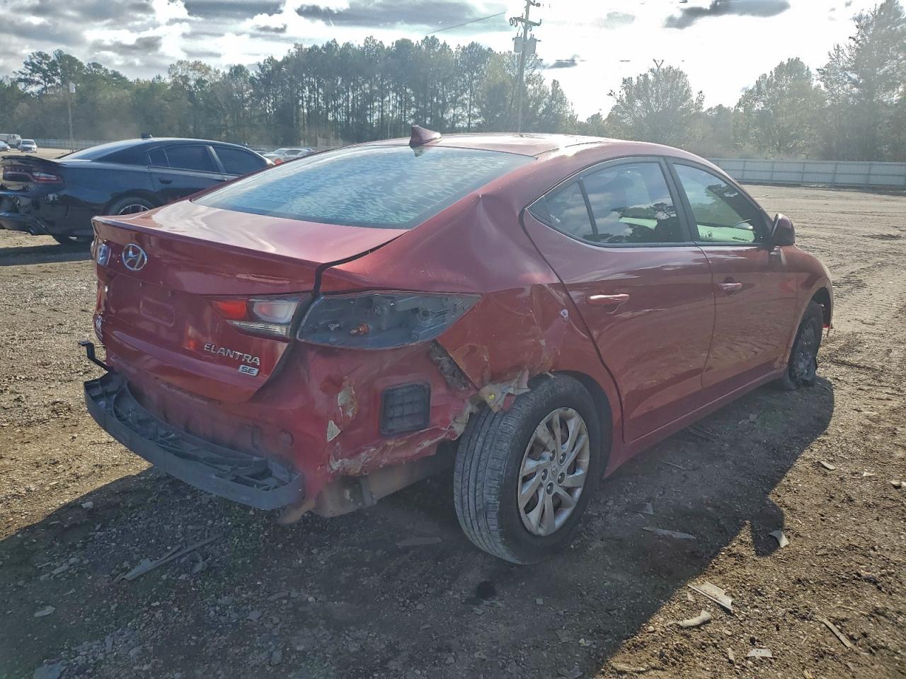 2017 HYUNDAI ELANTRA SE photo 3