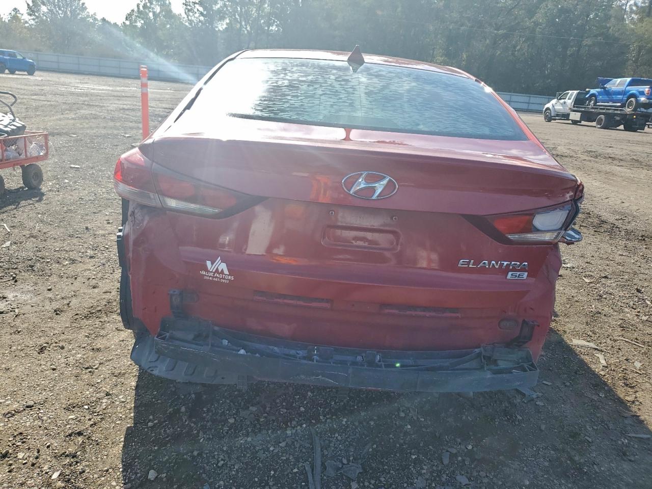2017 HYUNDAI ELANTRA SE photo 6
