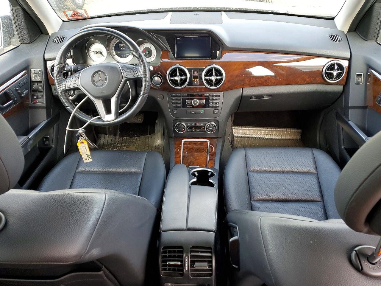 2015 MERCEDES-BENZ GLK 350 4MATIC photo 8