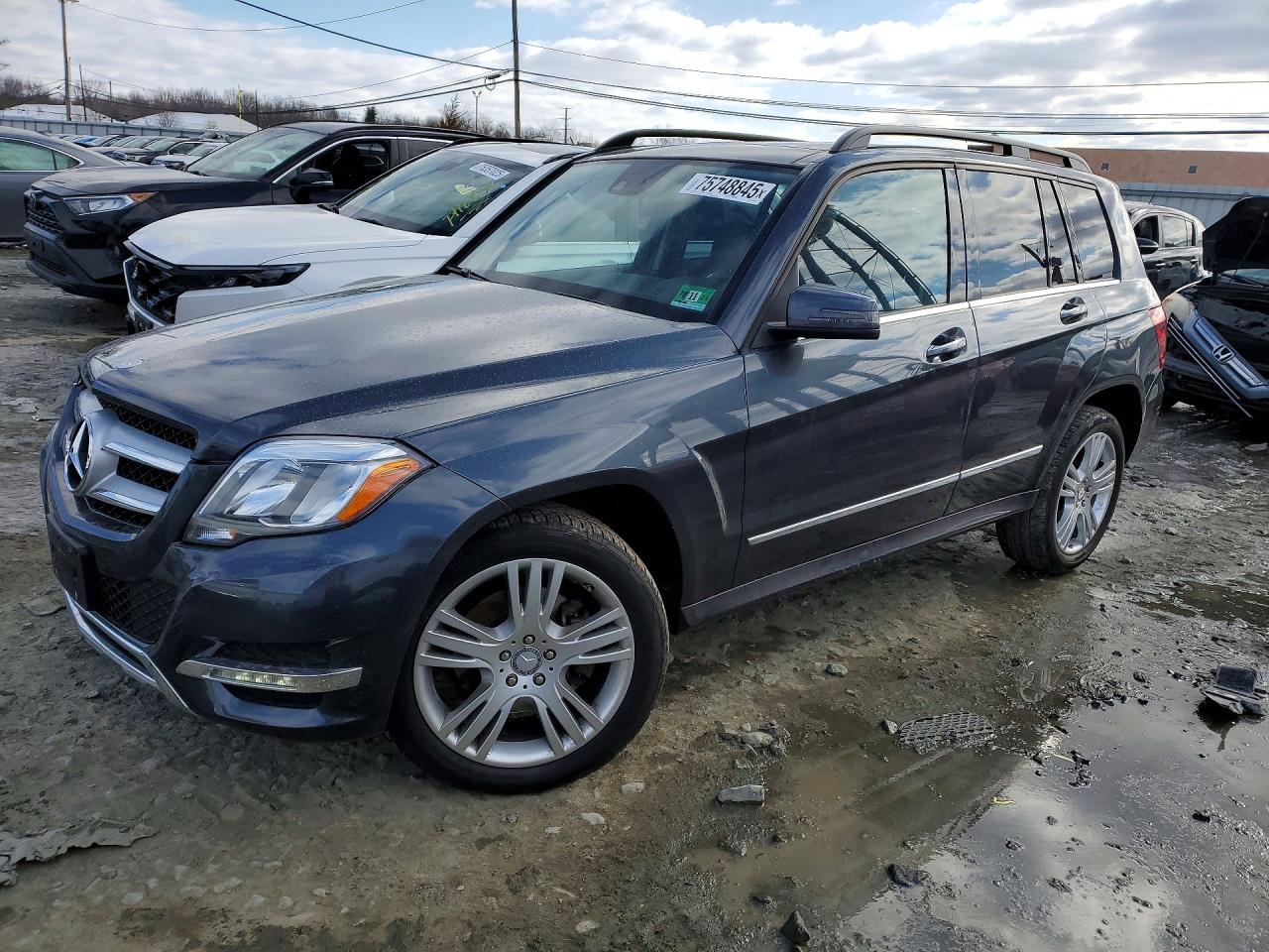 2015 MERCEDES-BENZ GLK