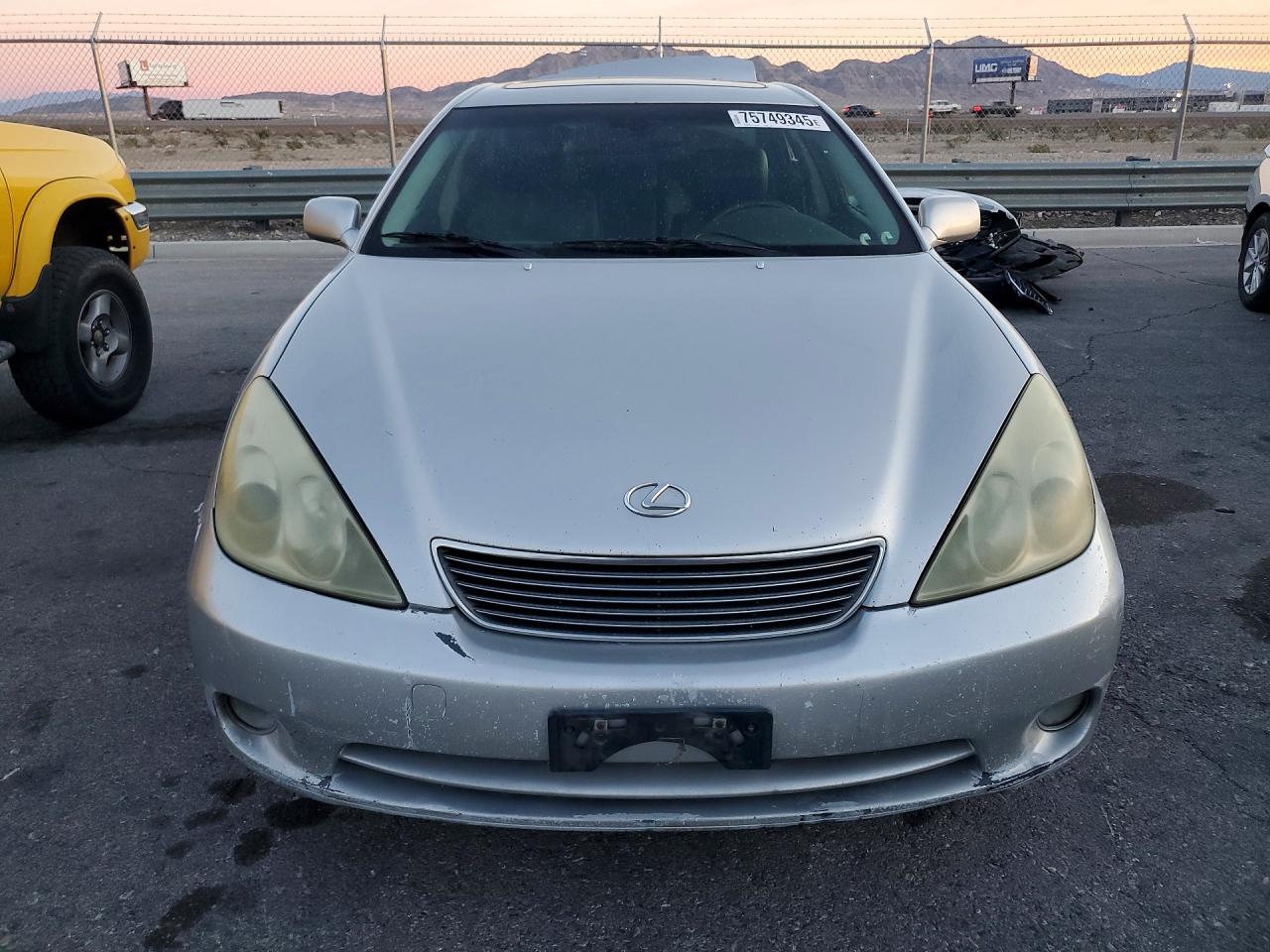 2005 LEXUS ES 330 photo 9