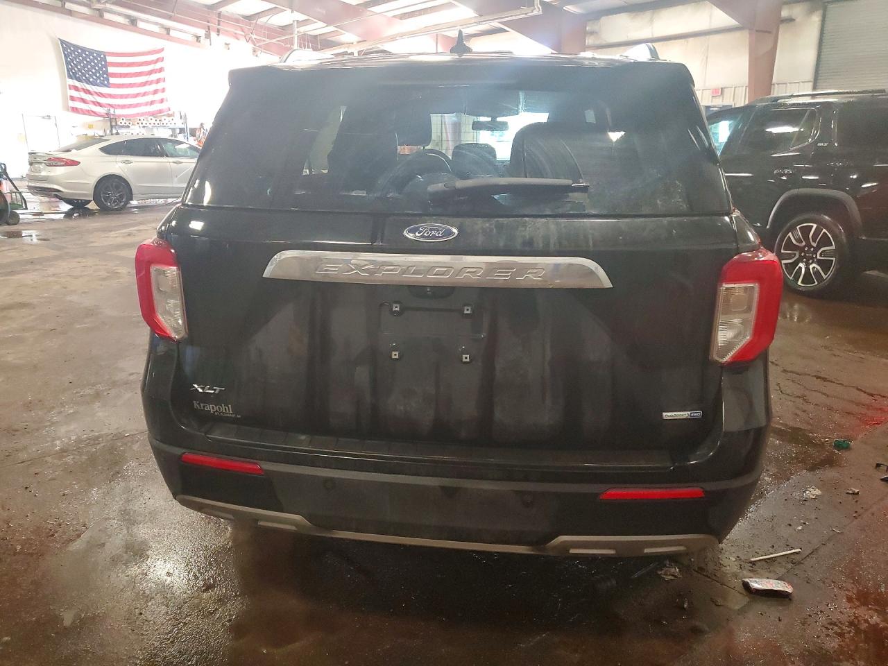 2020 FORD EXPLORER XLT photo 11