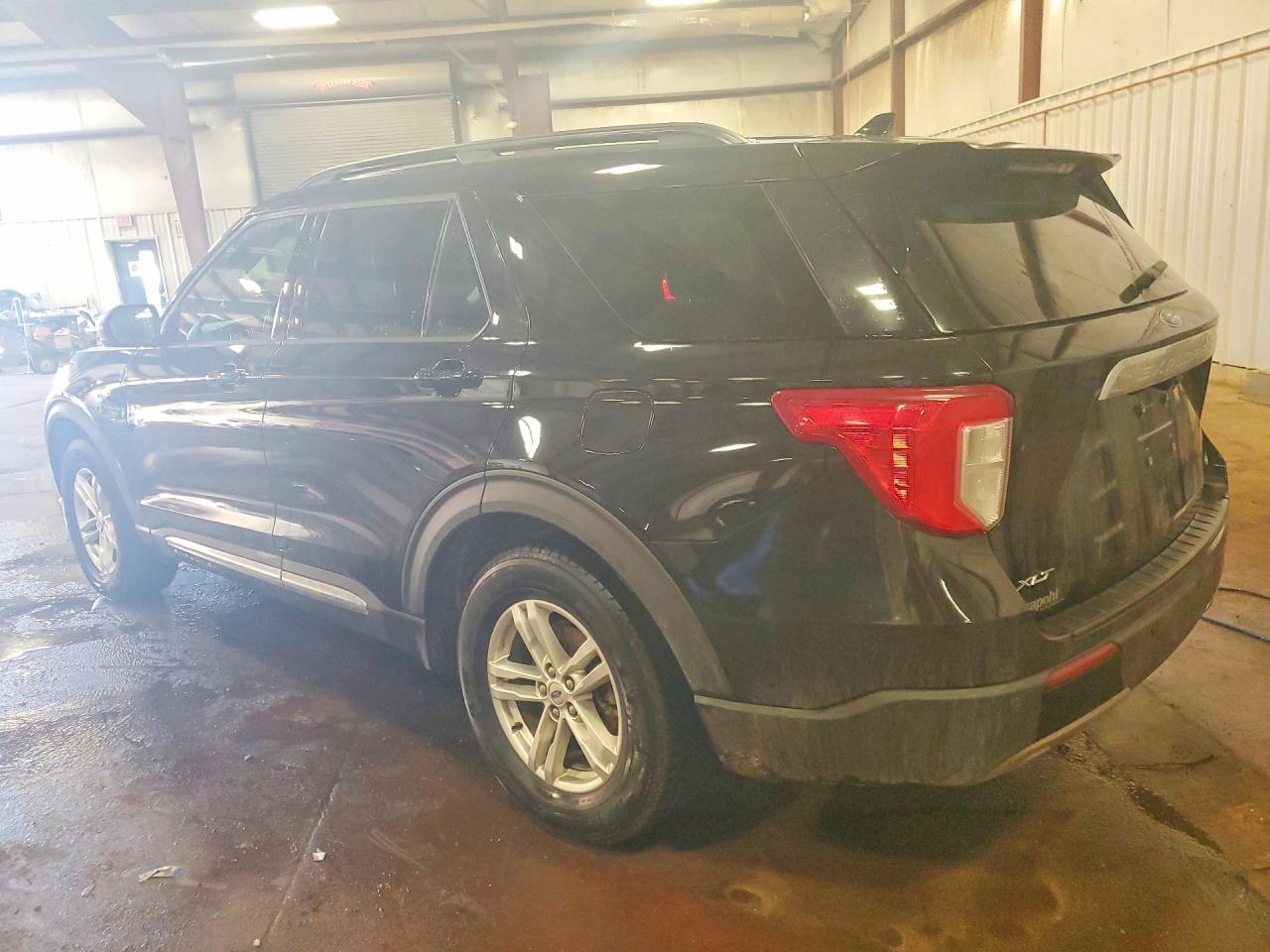2020 FORD EXPLORER XLT photo 3