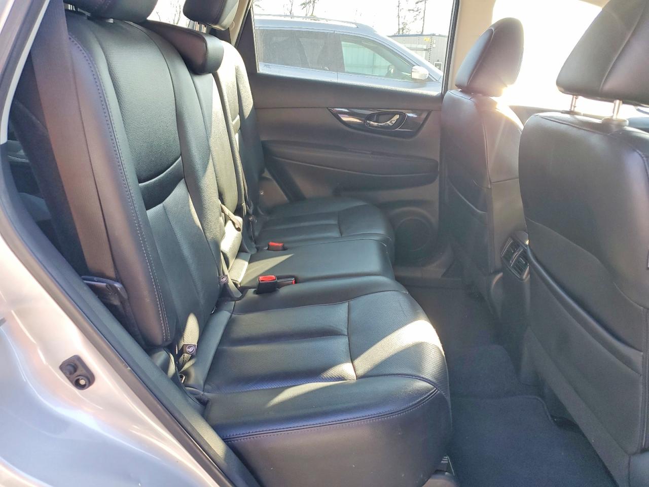 2019 NISSAN ROGUE SL photo 10