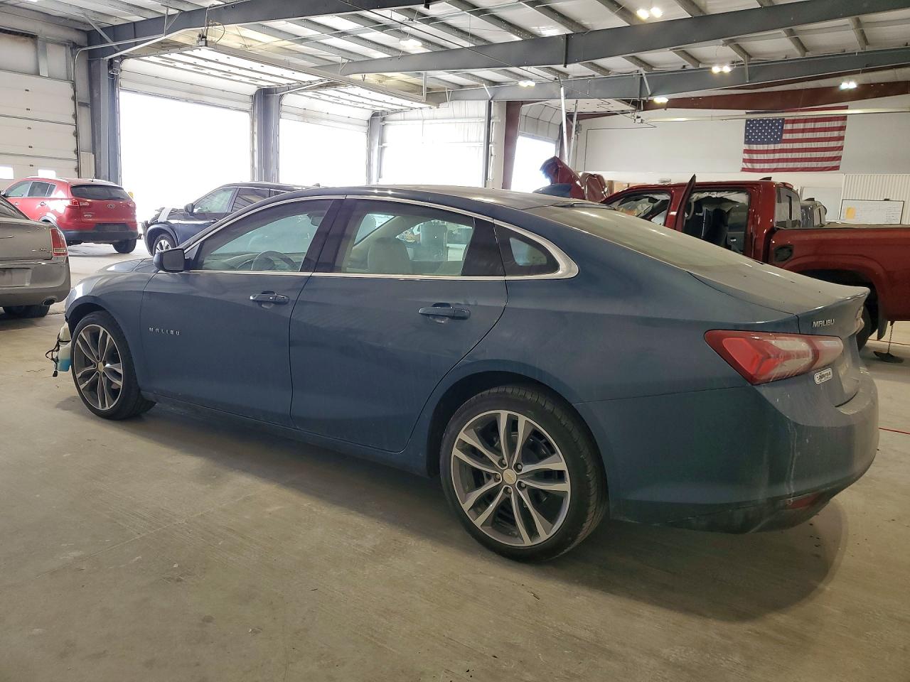 2024 CHEVROLET MALIBU PREMIER photo 2