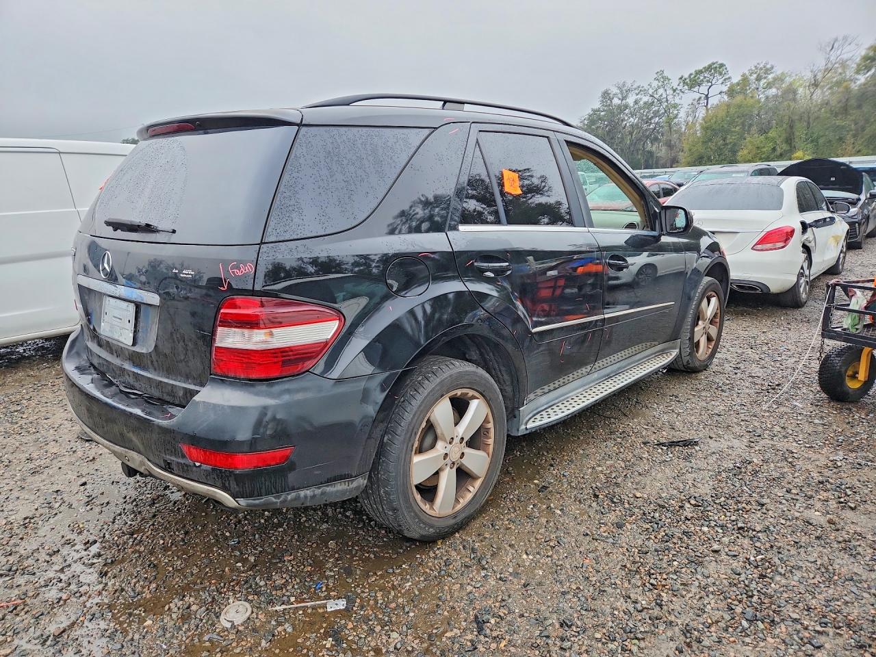 2010 MERCEDES-BENZ ML 350 photo 5