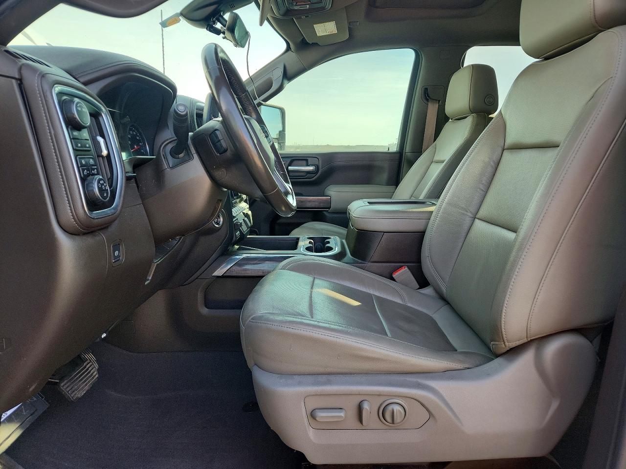 2020 CHEVROLET SILVERADO K2500 HEAVY DUTY LTZ photo 19