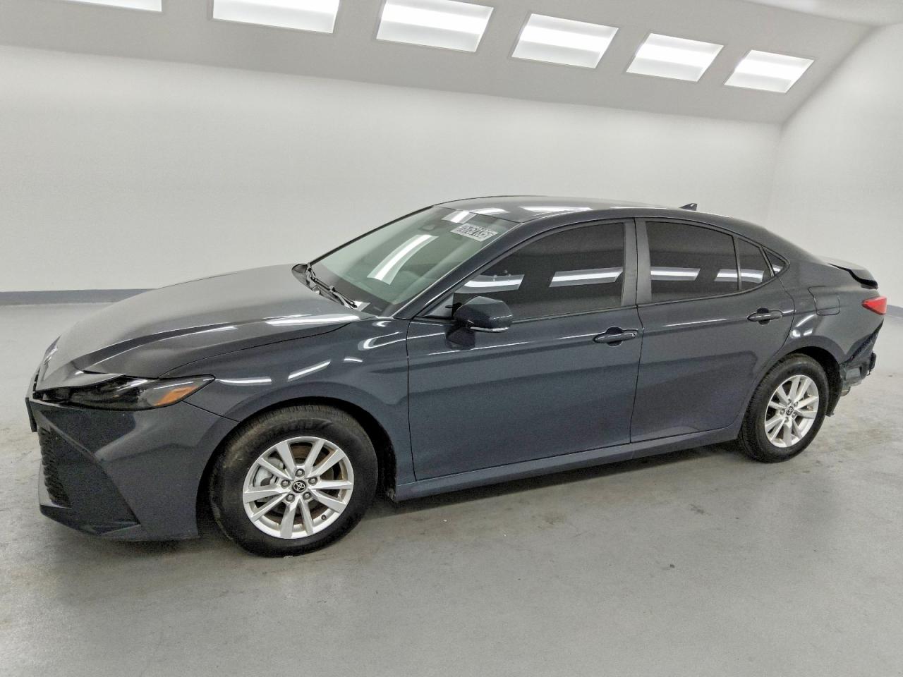 2025 TOYOTA CAMRY