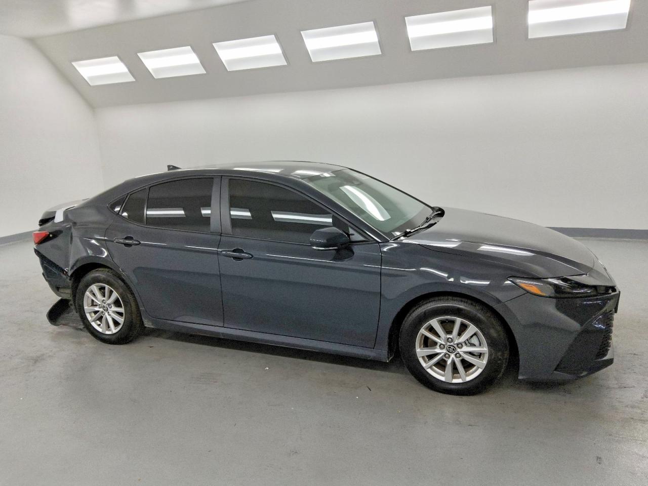 2025 TOYOTA CAMRY LE photo 4