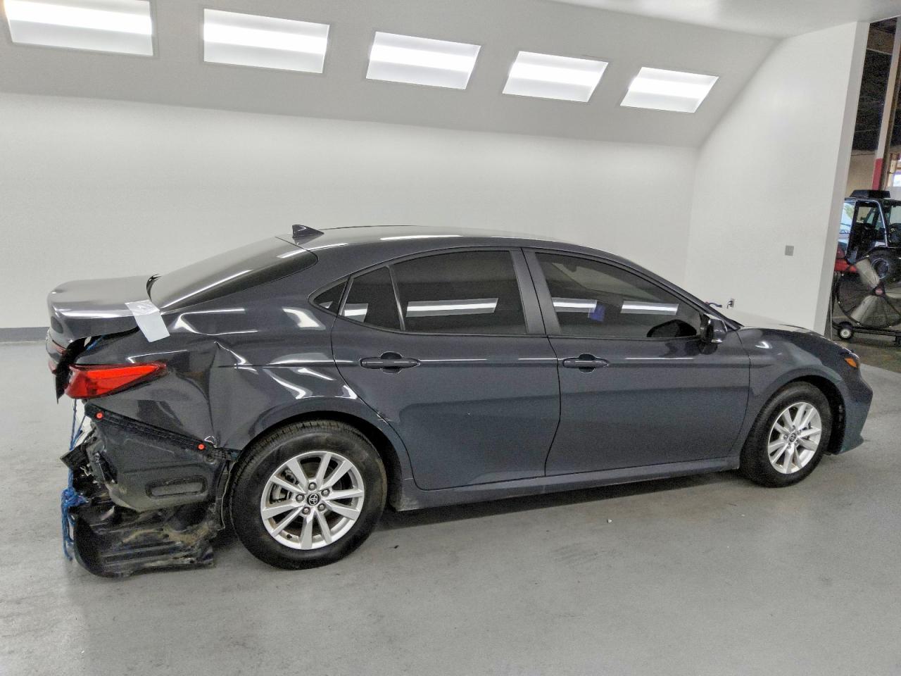 2025 TOYOTA CAMRY LE photo 3