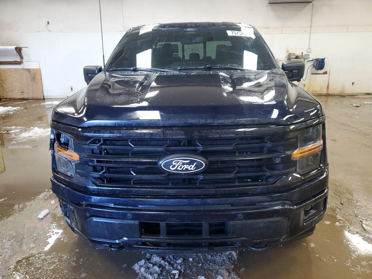 2024 FORD F150 XLT photo 9