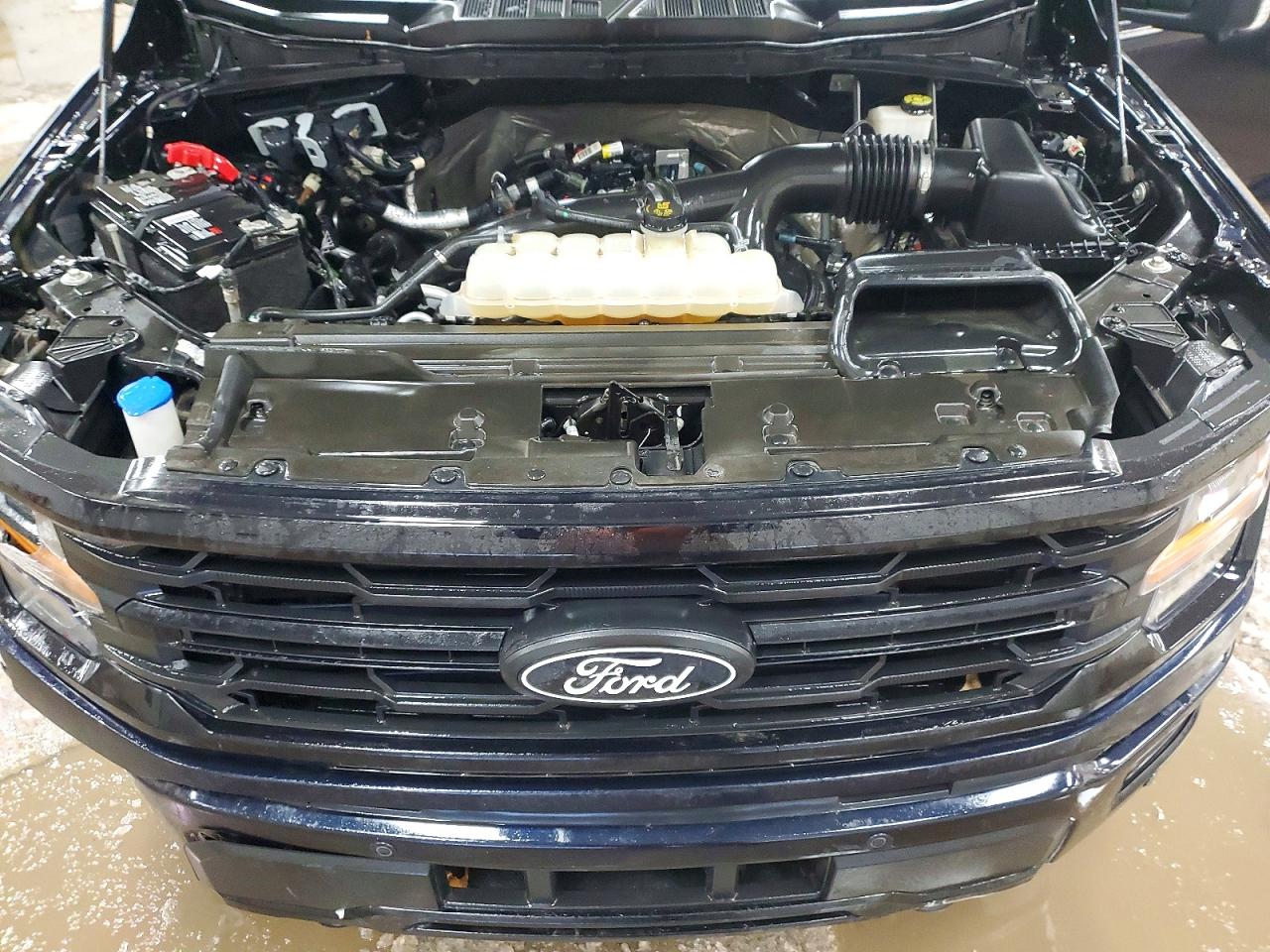 2024 FORD F150 XLT photo 21