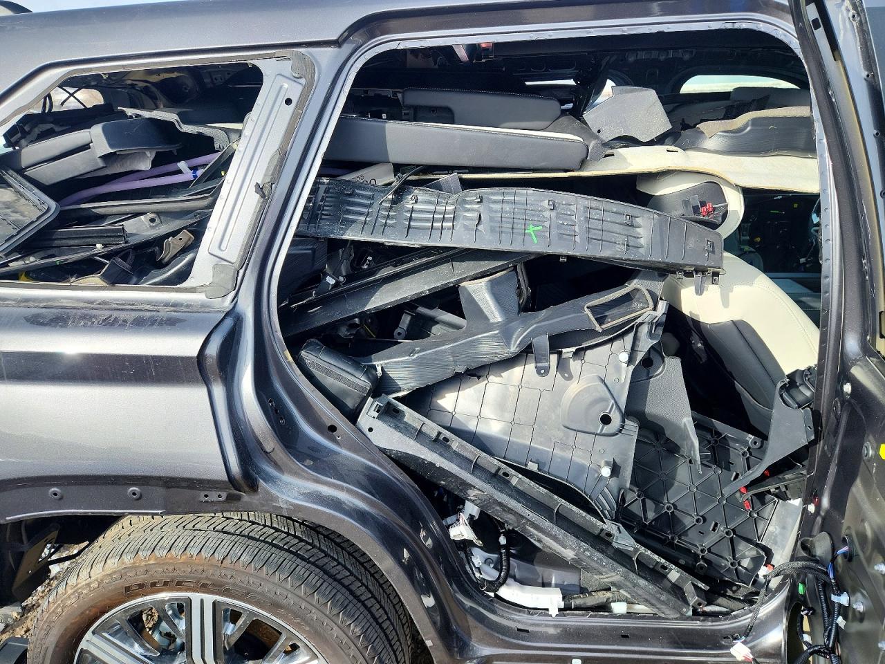 2025 TOYOTA SEQUOIA CAPSTONE photo 34