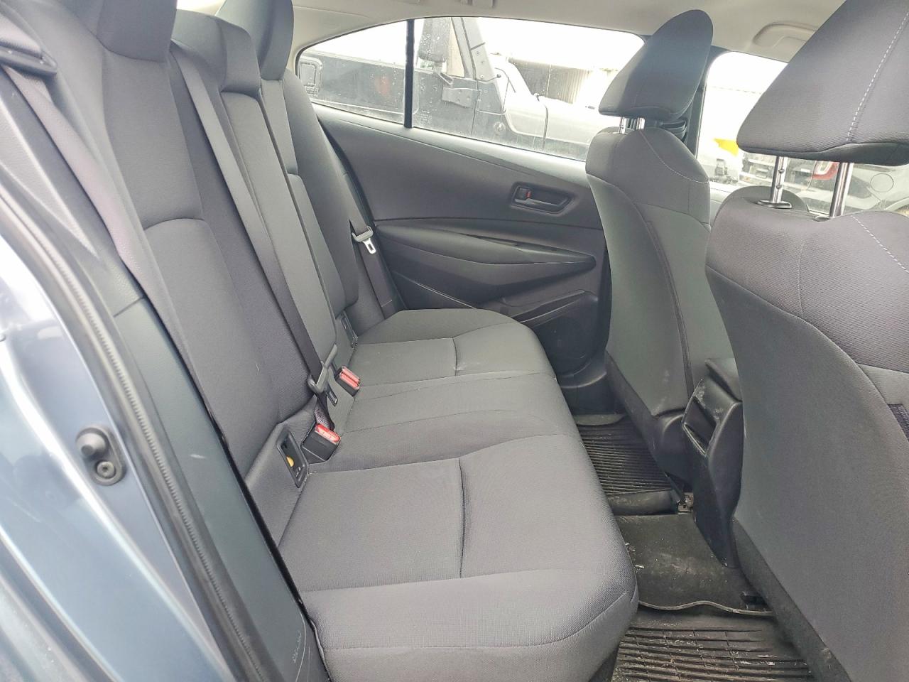 2022 TOYOTA COROLLA LE photo 10
