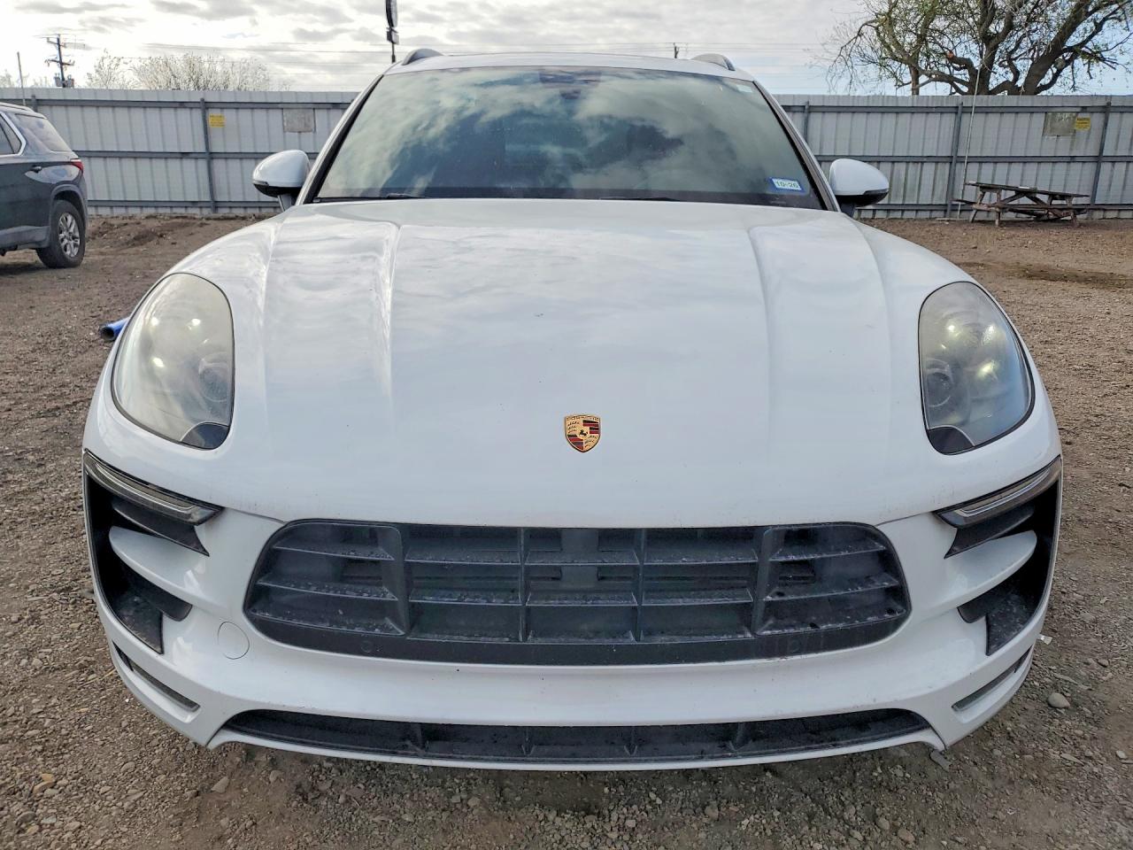 2017 PORSCHE MACAN GTS photo 5