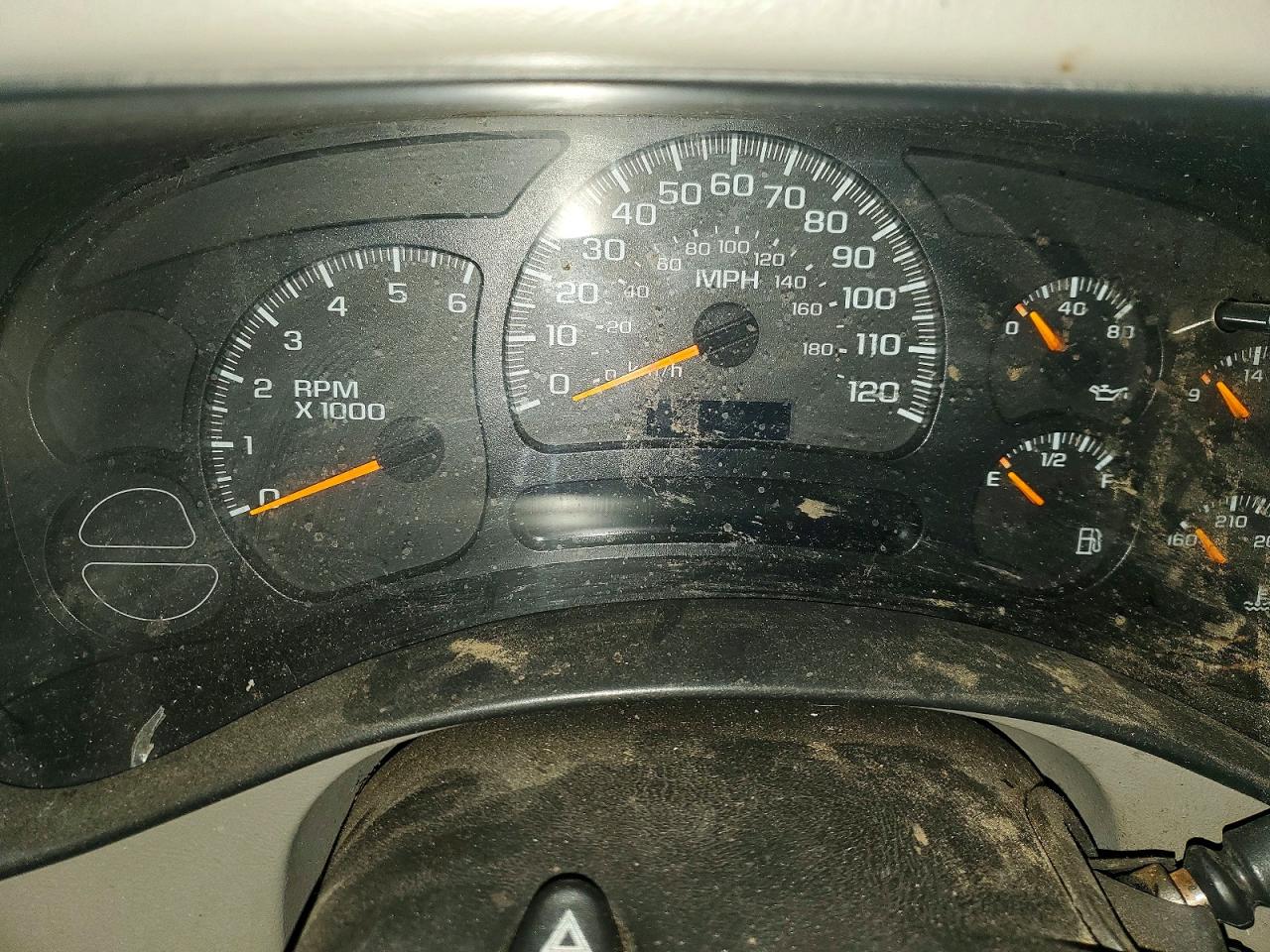 2005 CHEVROLET SILVERADO C1500 photo 25