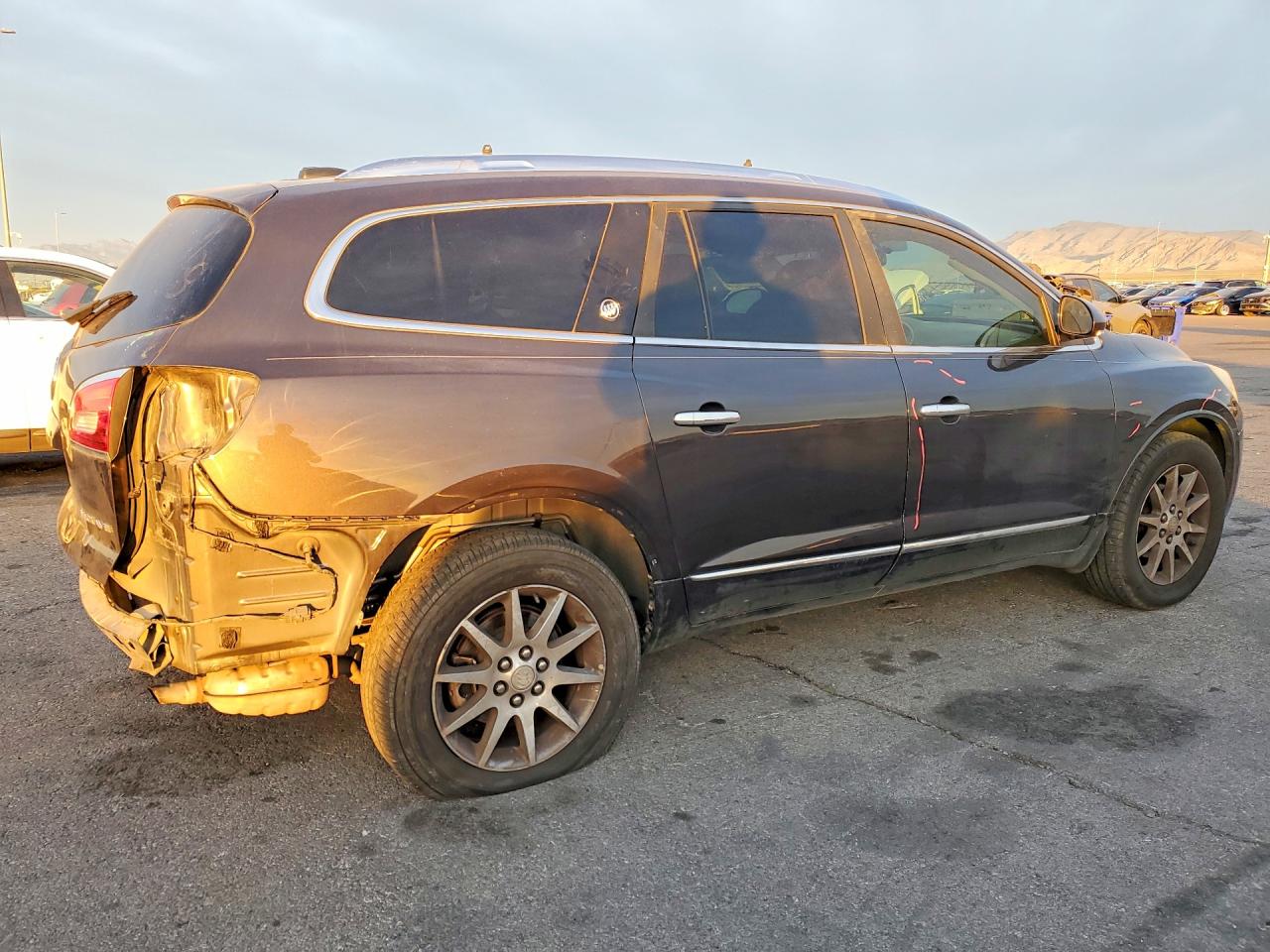 2016 BUICK ENCLAVE photo 5