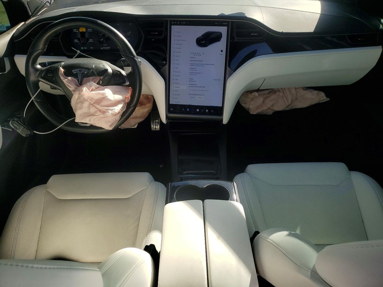 2018 TESLA MODEL X photo 22