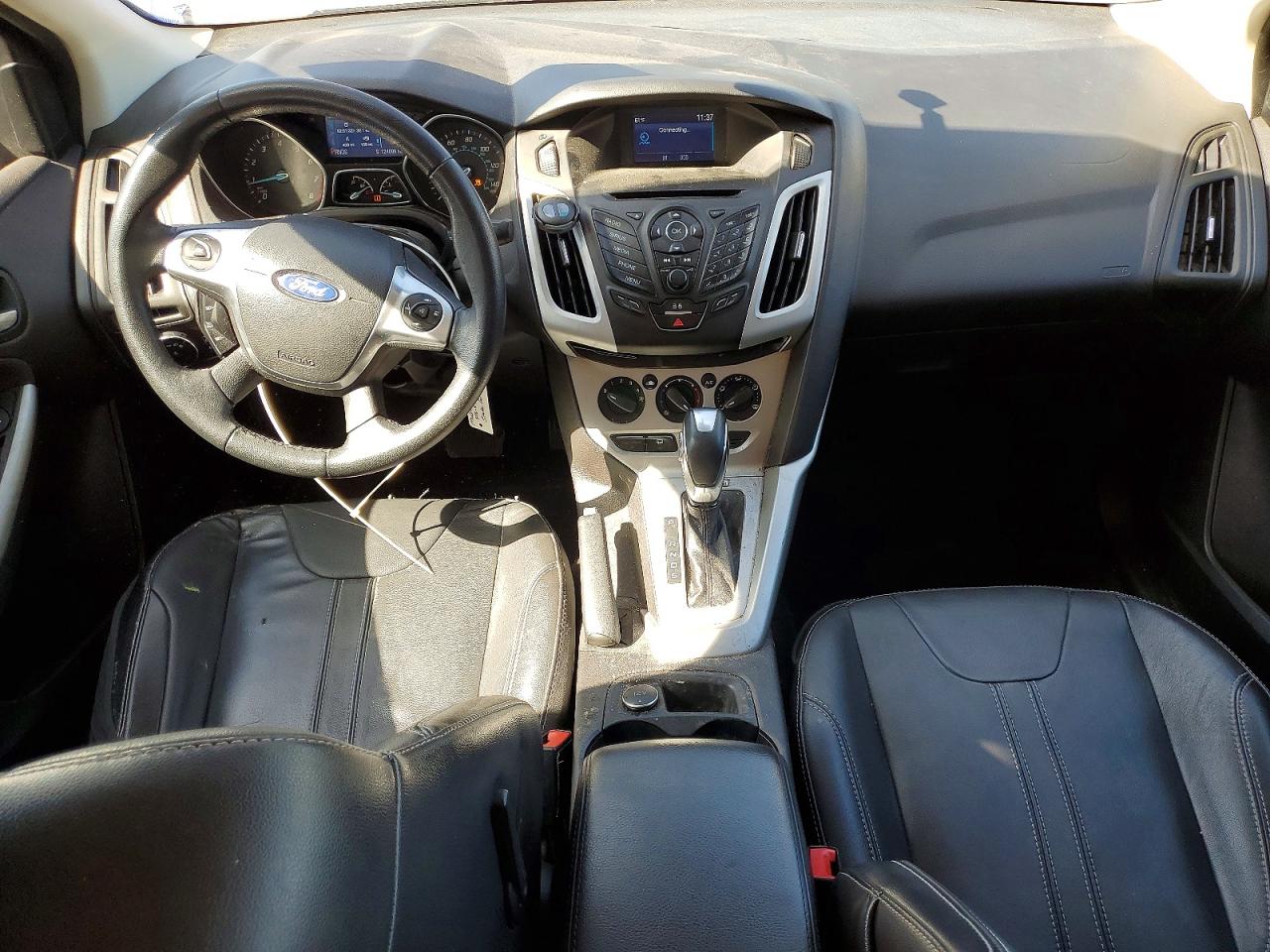 2014 FORD FOCUS SE photo 22
