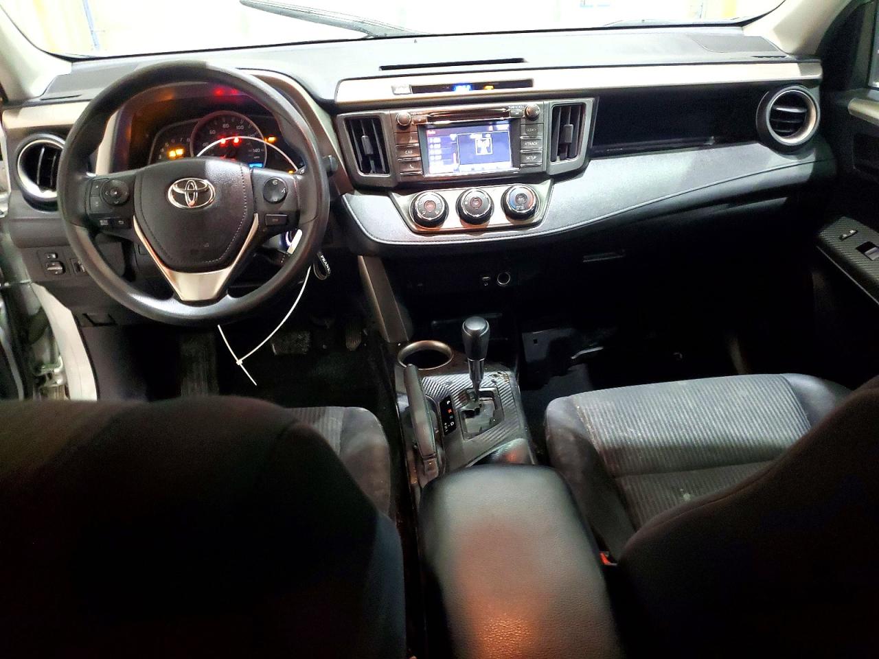 2015 TOYOTA RAV4 LE photo 8