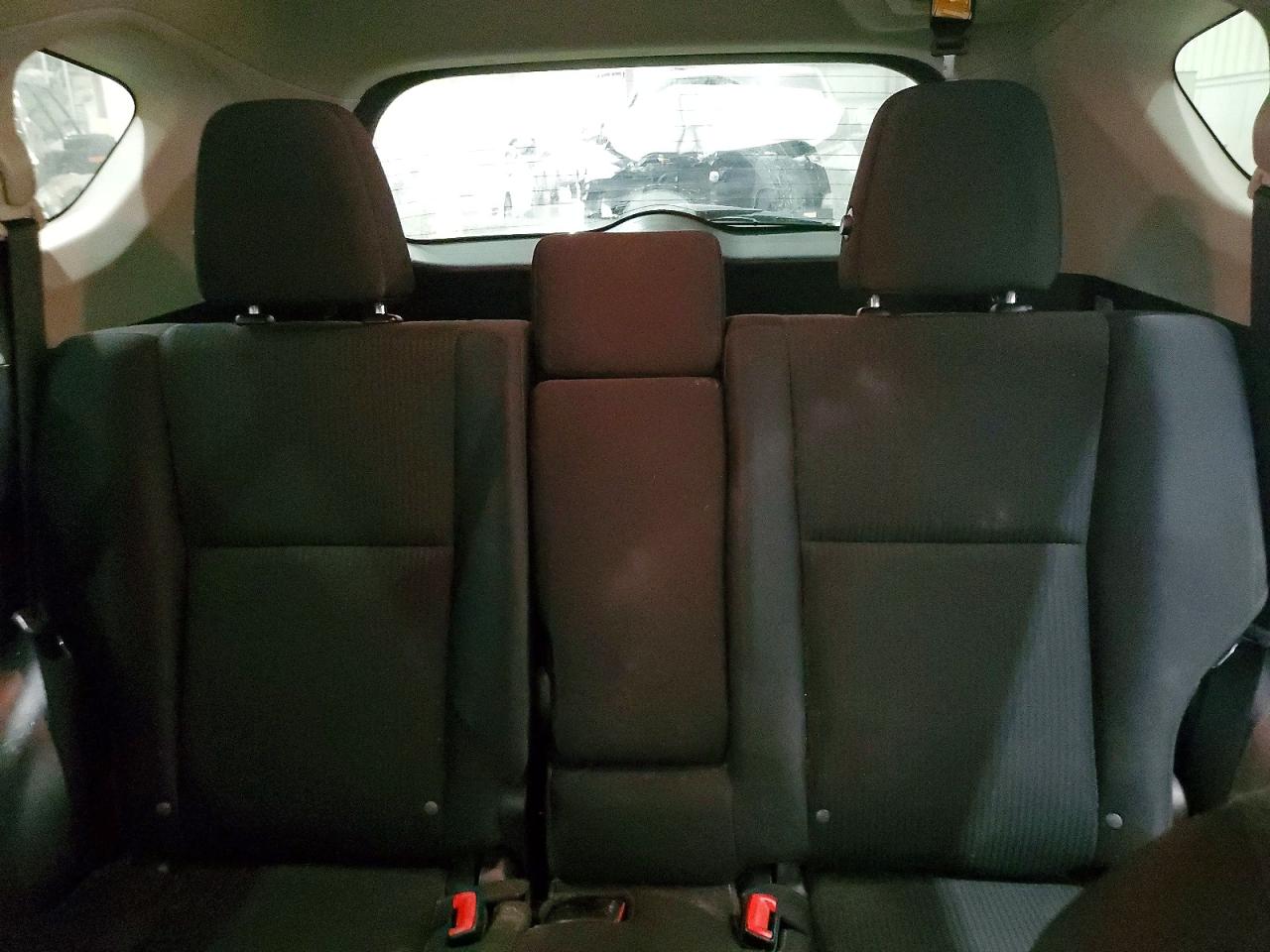 2015 TOYOTA RAV4 LE photo 10
