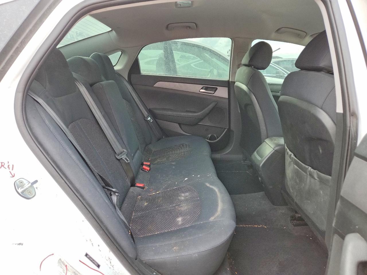 2018 HYUNDAI SONATA SE photo 10