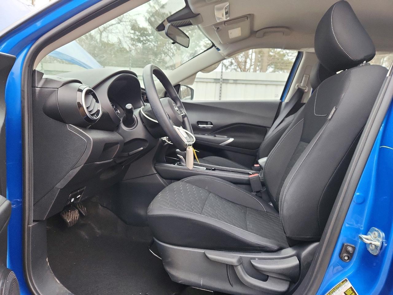 2023 NISSAN KICKS SV photo 13