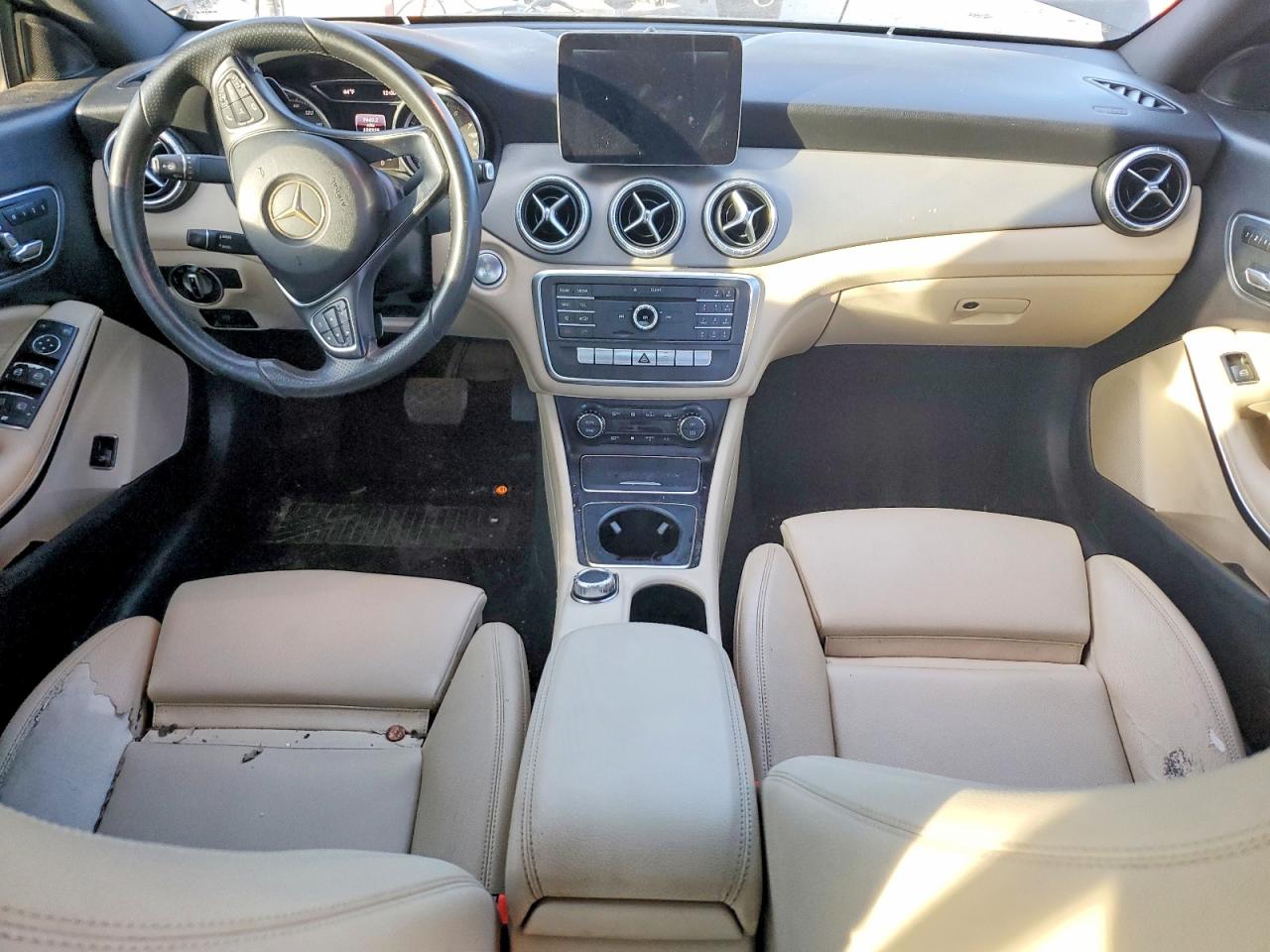 2018 MERCEDES-BENZ CLA 250 photo 22