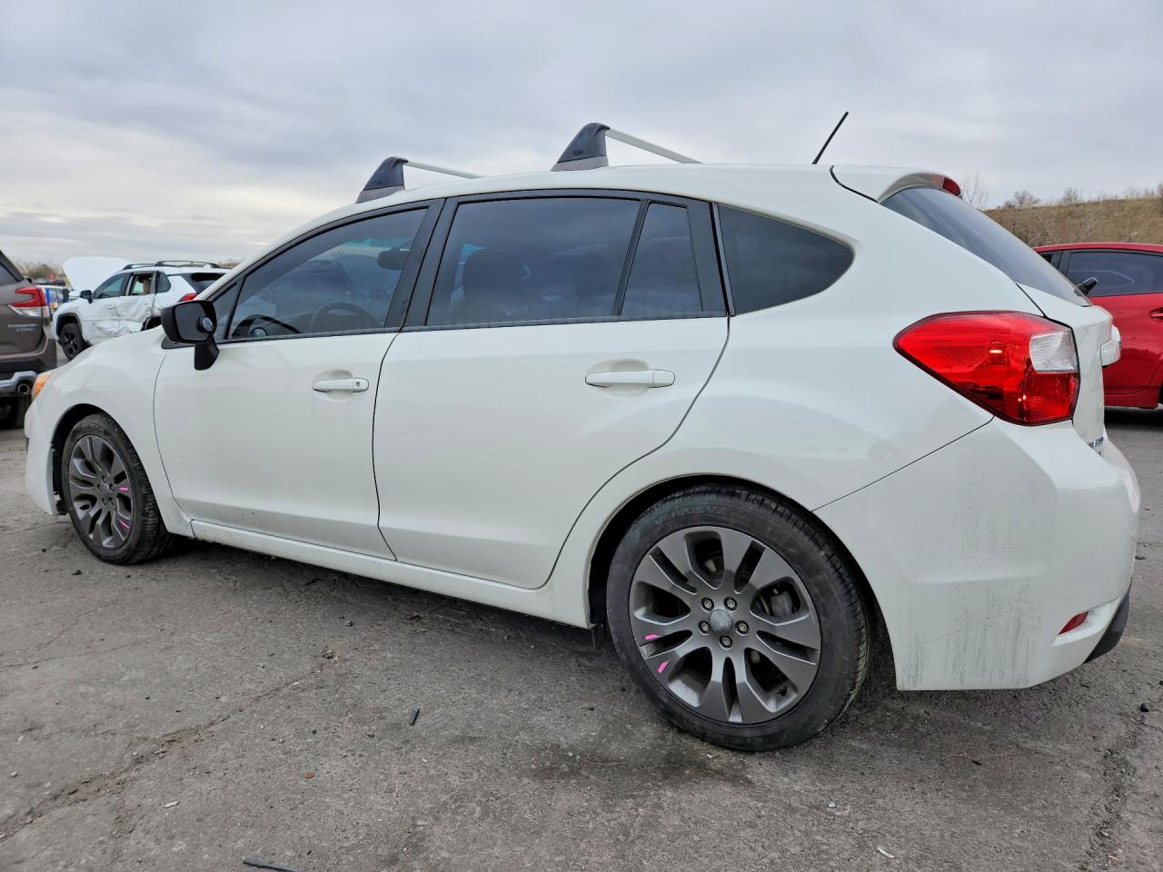 2016 SUBARU IMPREZA photo 2