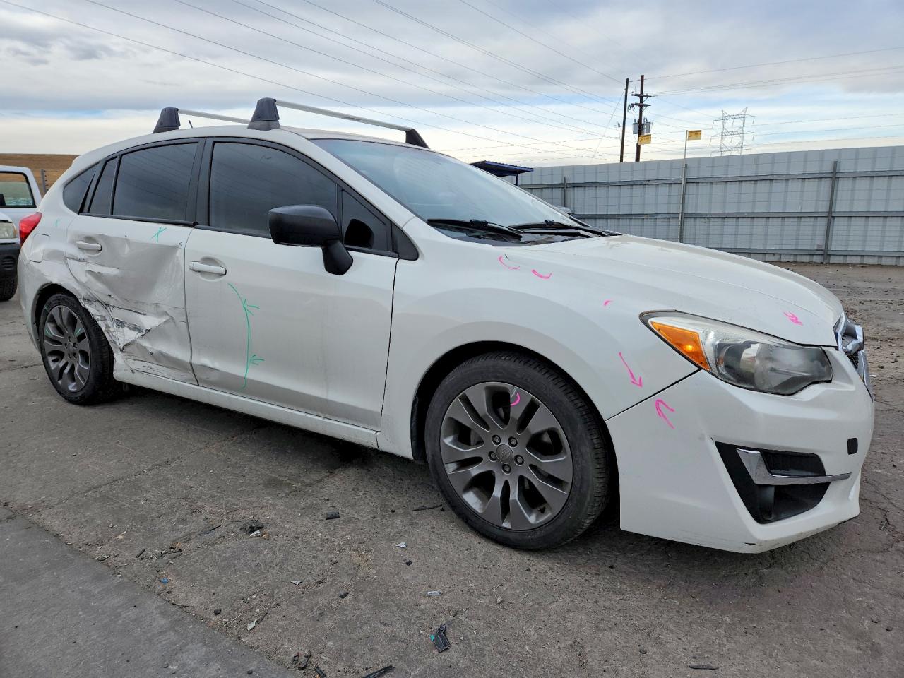 2016 SUBARU IMPREZA photo 4
