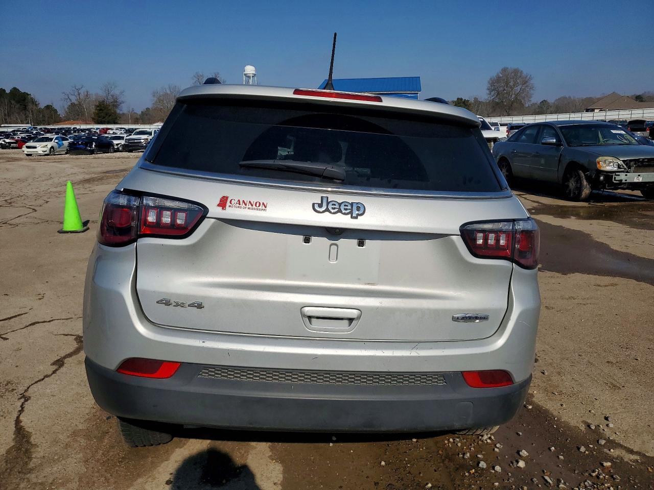 2024 JEEP COMPASS LATITUDE photo 11