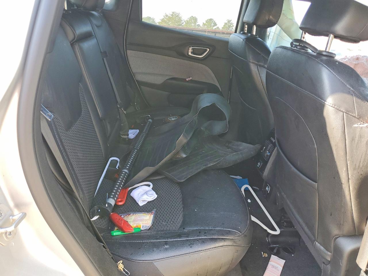 2024 JEEP COMPASS LATITUDE photo 21