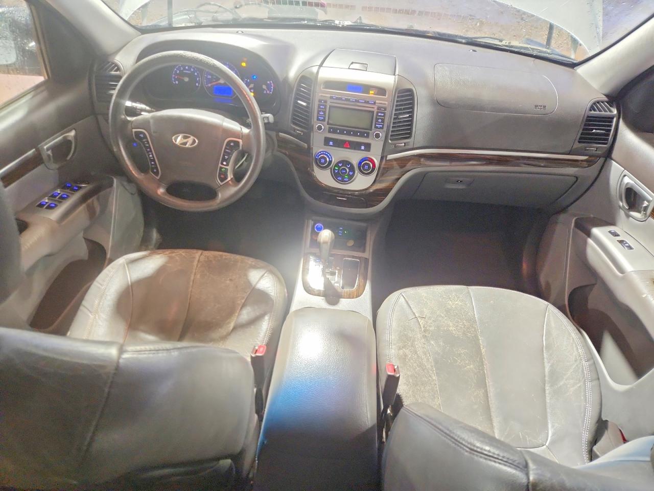 2011 HYUNDAI SANTA FE GLS photo 8
