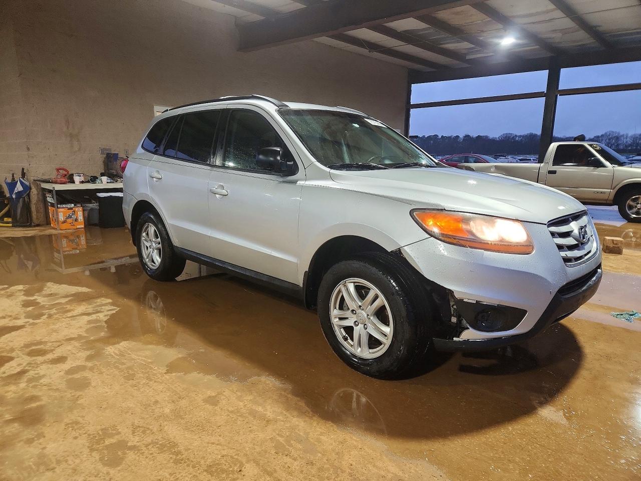 2011 HYUNDAI SANTA FE GLS photo 4
