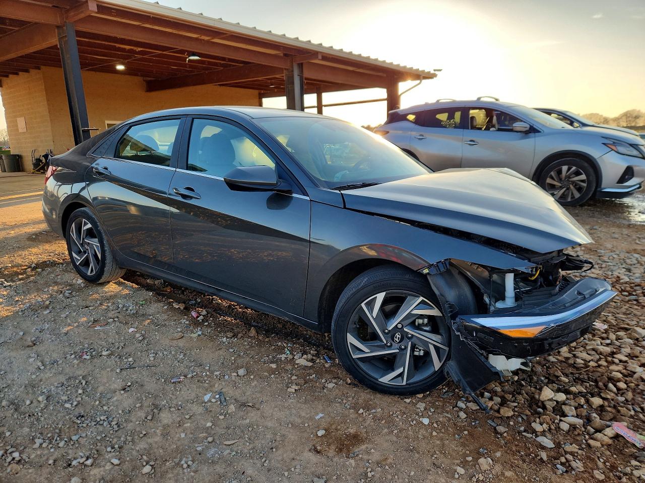 2024 HYUNDAI ELANTRA SEL photo 7
