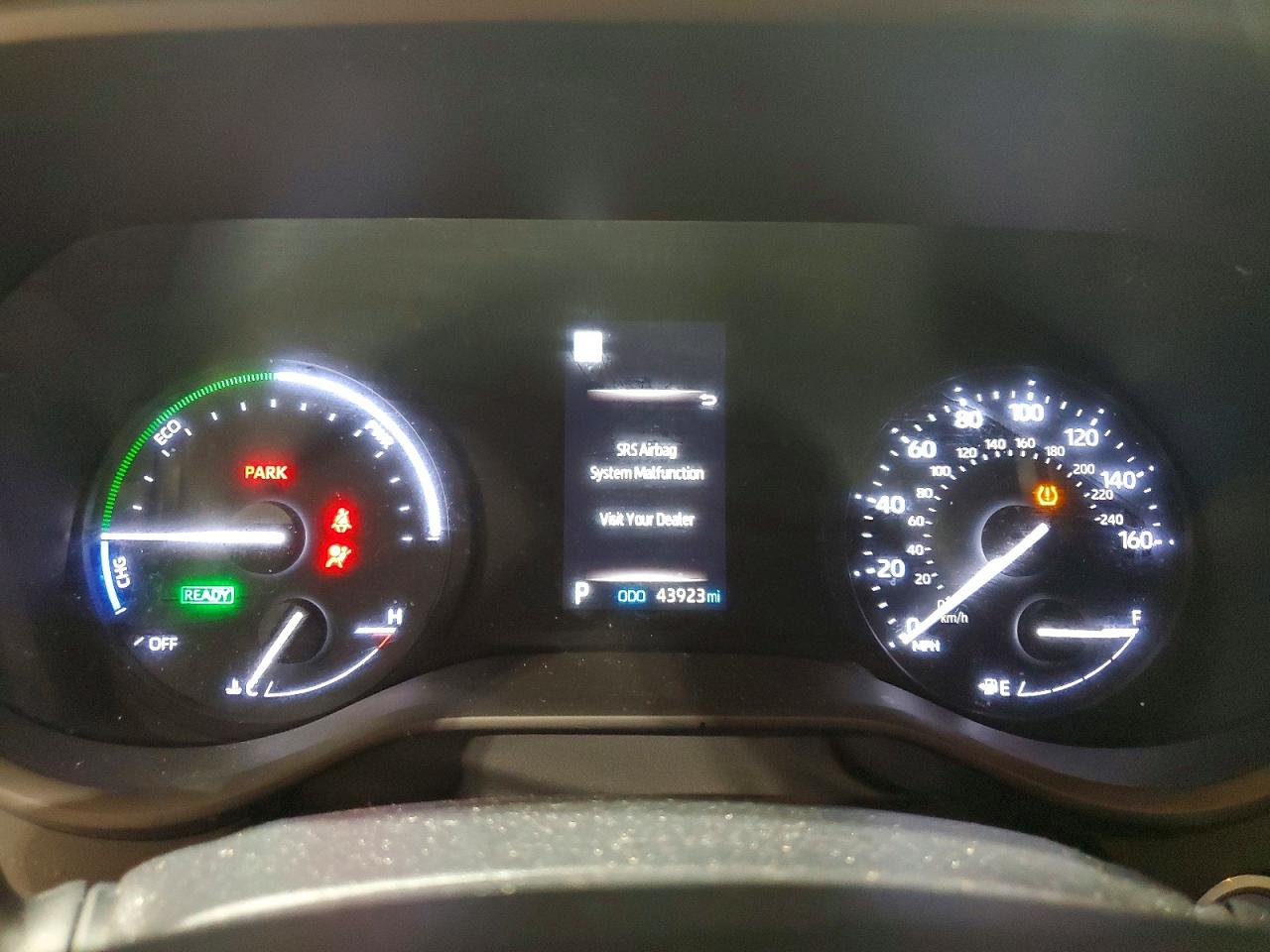 2021 TOYOTA SIENNA LE photo 25