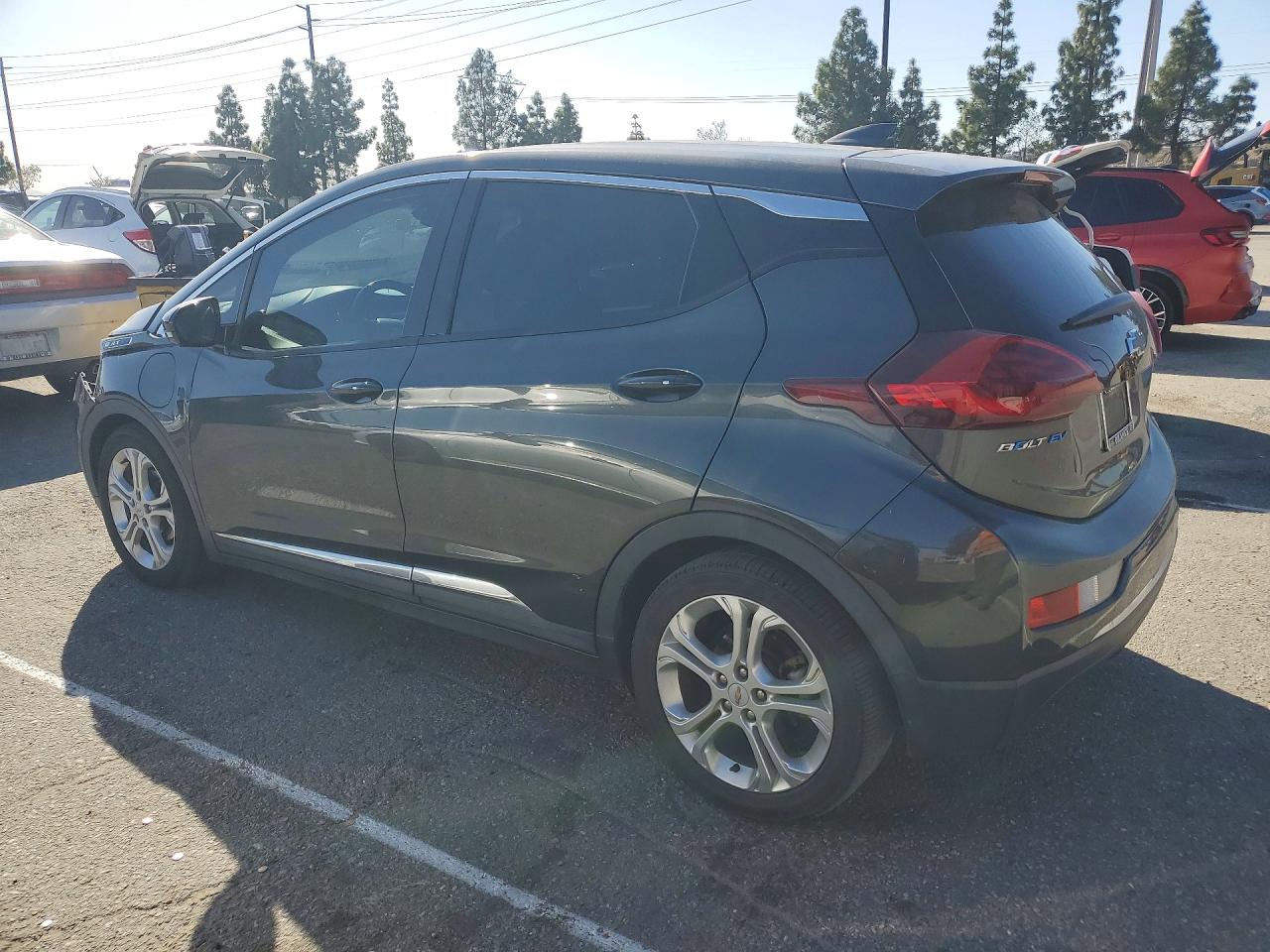 2019 CHEVROLET BOLT EV LT photo 2