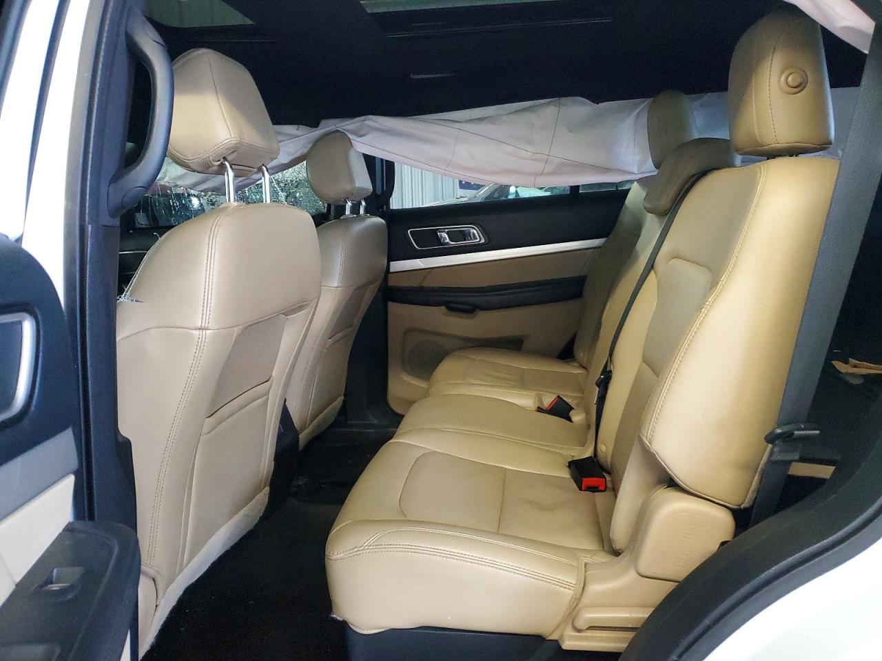 2016 FORD EXPLORER XLT photo 21