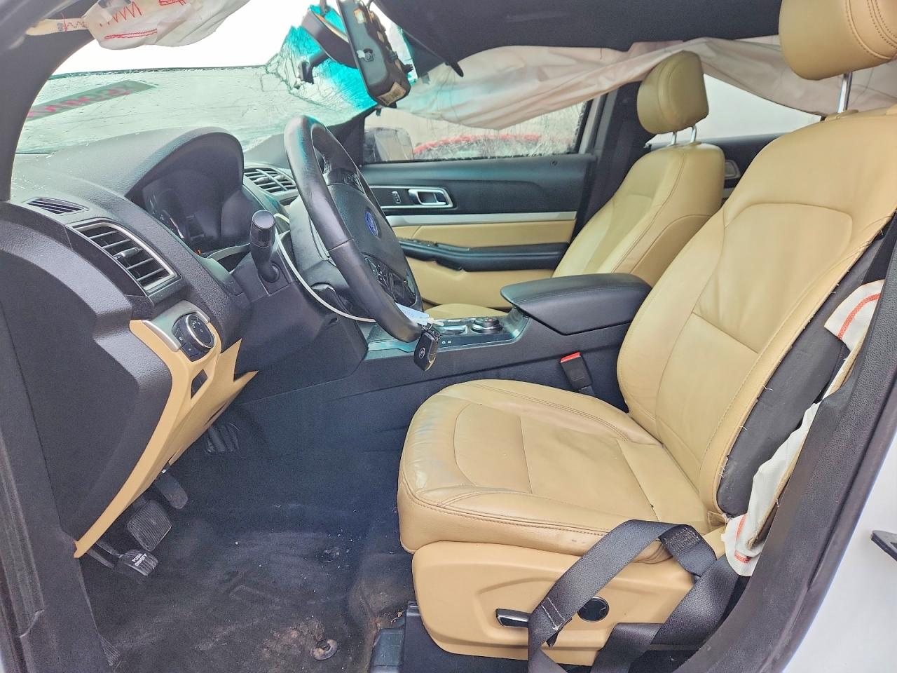 2016 FORD EXPLORER XLT photo 13