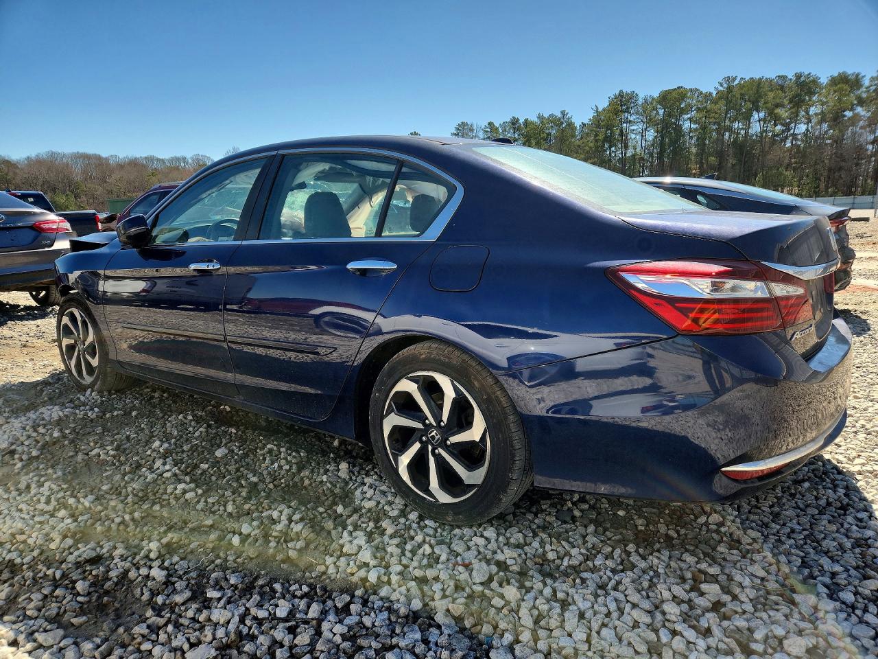 2017 HONDA ACCORD EXL photo 3